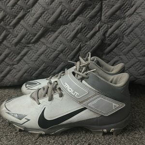 Mike trout baseball cleats